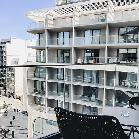 Mercury Luxe Retreat Wpool Access By Arcocollection Saint Julian's