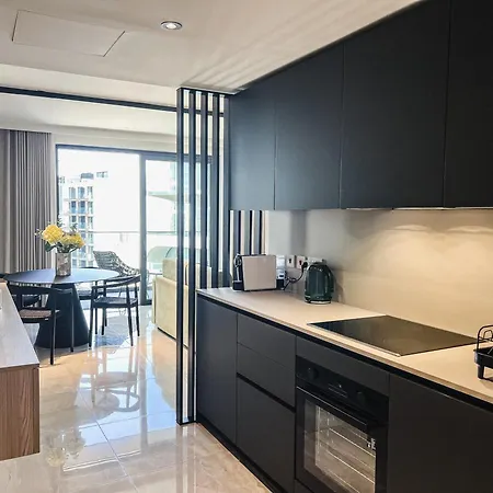 Mercury Luxe Retreat Wpool Access By Arcocollection *