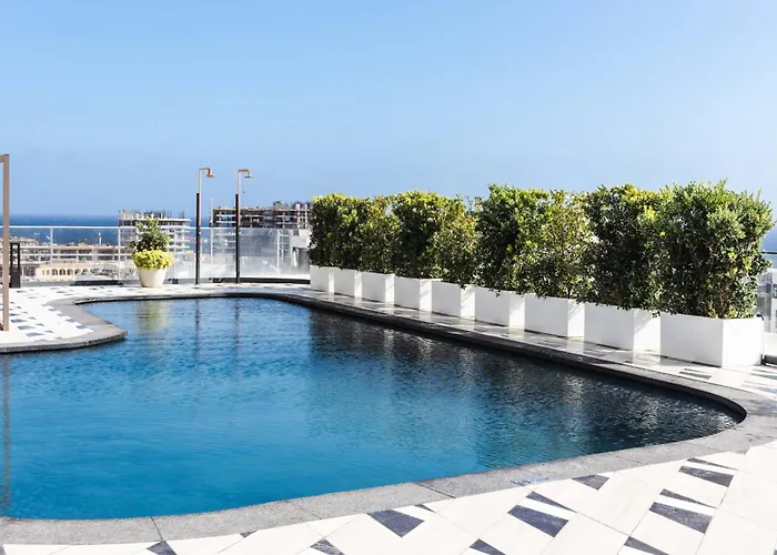 Mercury Luxe Retreat Wpool Access By Arcocollection Saint Julian's