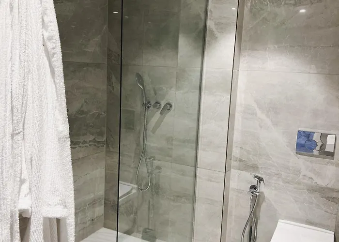 Mercury Luxe Retreat Wpool Access By Arcocollection Apartment San Ġiljan