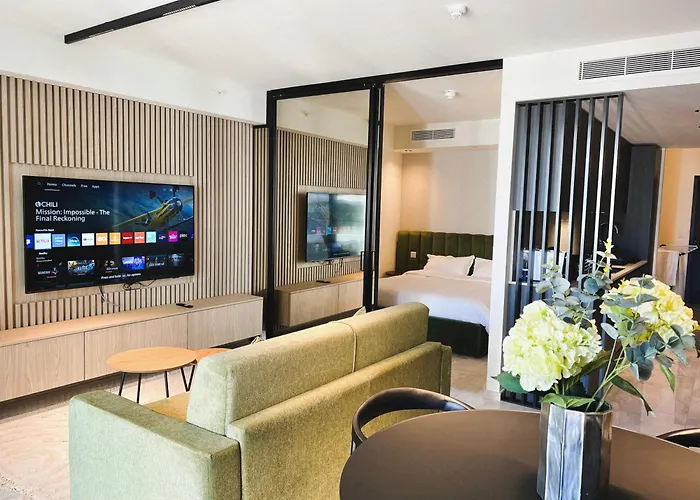 Apartment Mercury Luxe Retreat Wpool Access By Arcocollection *